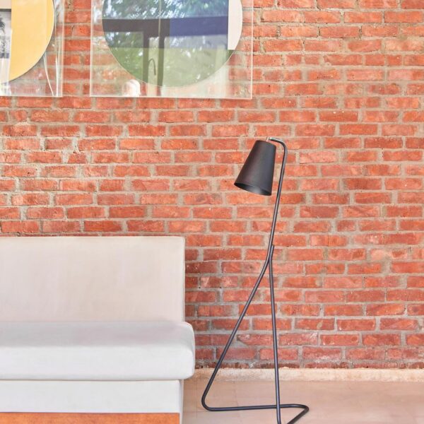 andola floor lamp