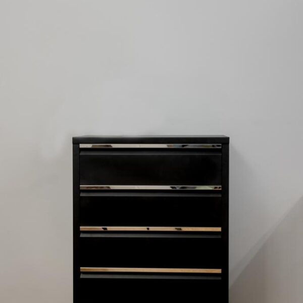 Dorgy Chest of Drawers